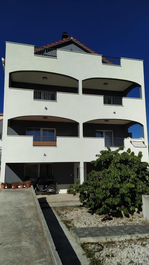 Apartments Kalajica Trogir Bagian luar foto