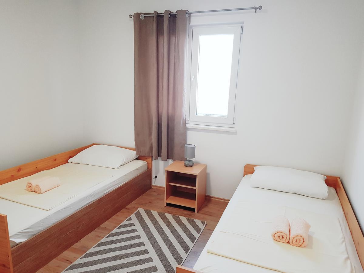 Apartments Kalajica Trogir Bagian luar foto